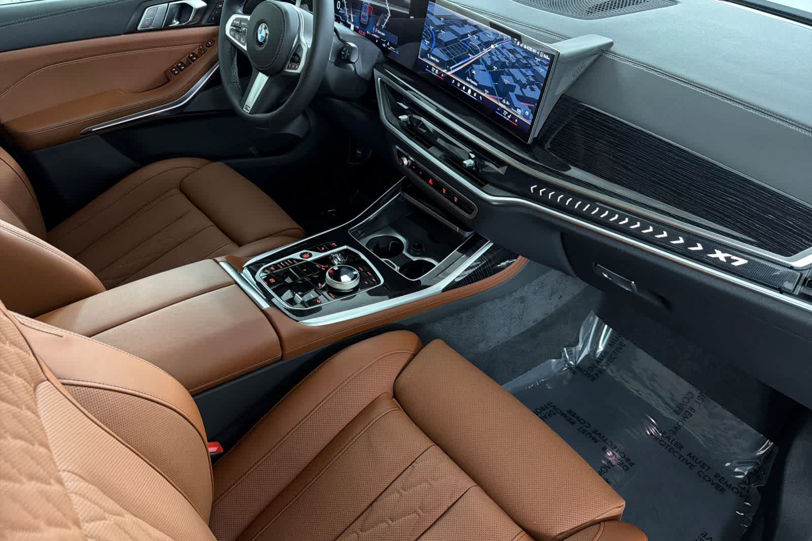Thumbnail: 2027 BMW X7 - 16