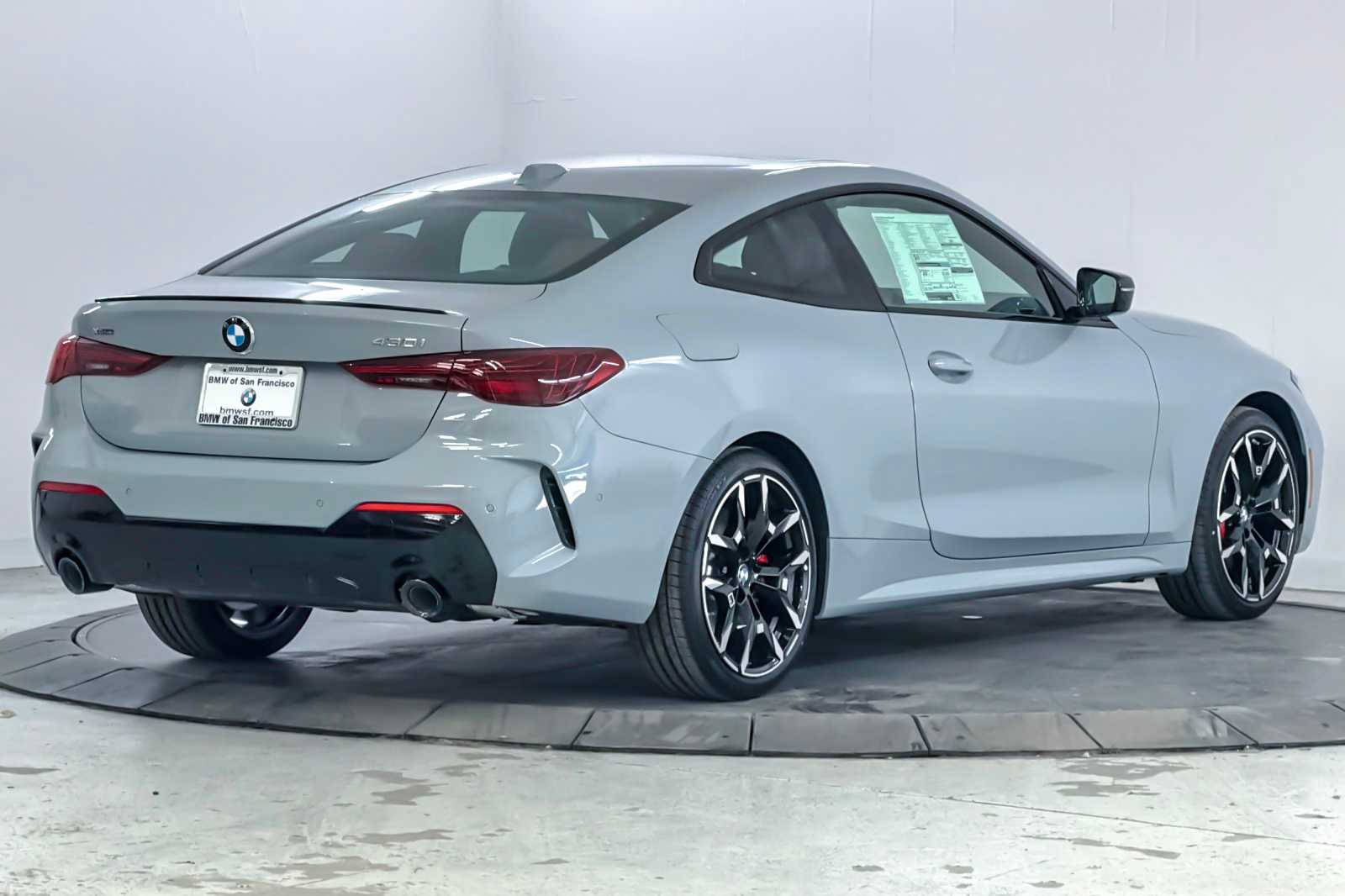 Thumbnail: 2026 BMW 4 Series - 2