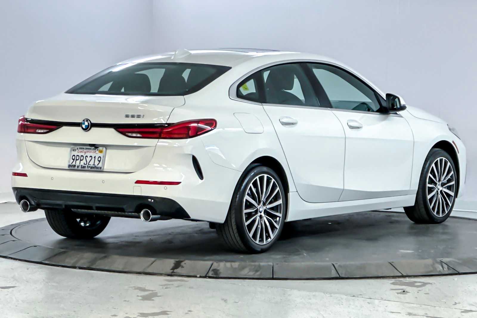Thumbnail: 2024 BMW 2 Series - 2