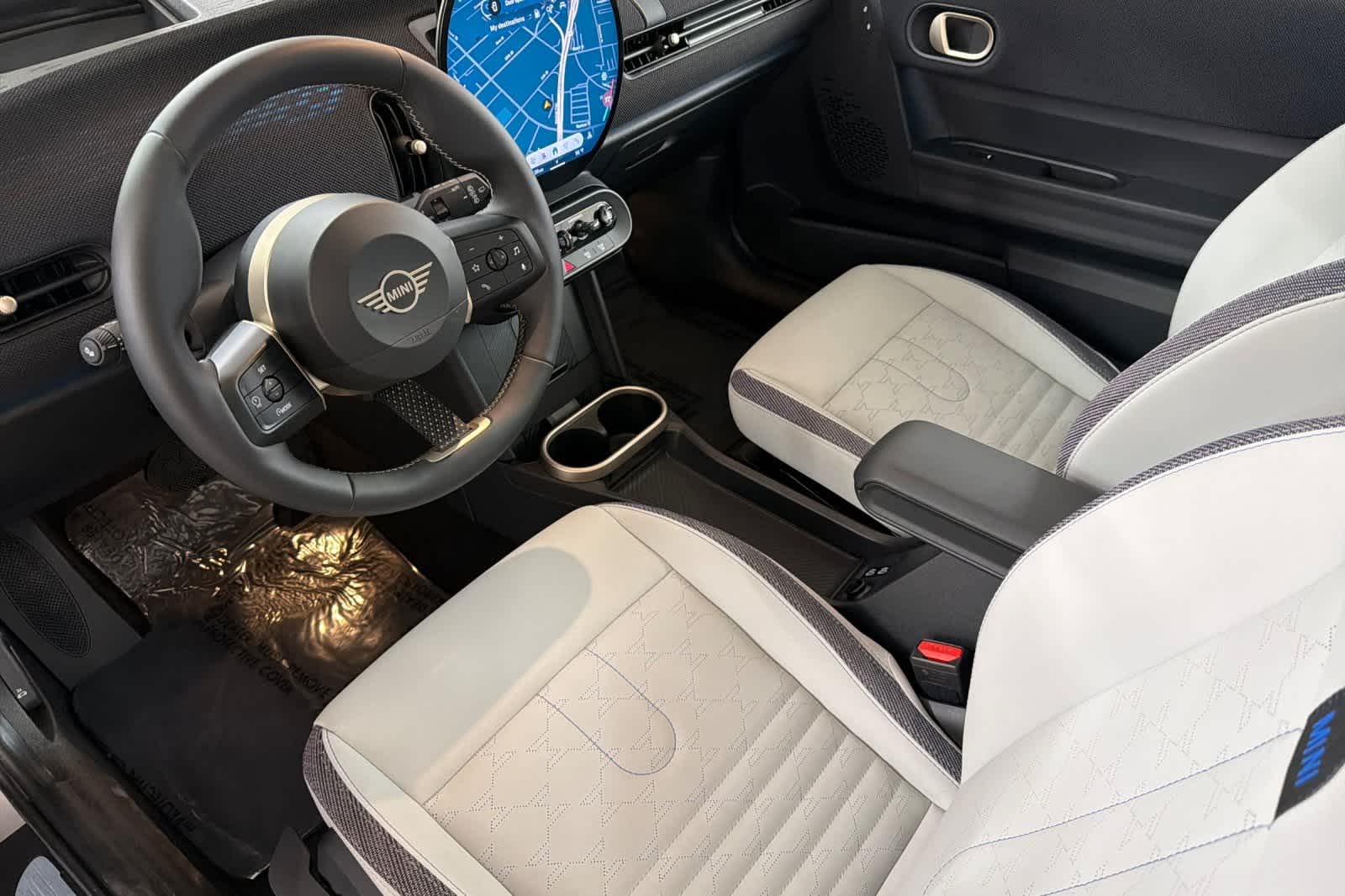 Thumbnail: 2025 MINI Cooper Hardtop - 11