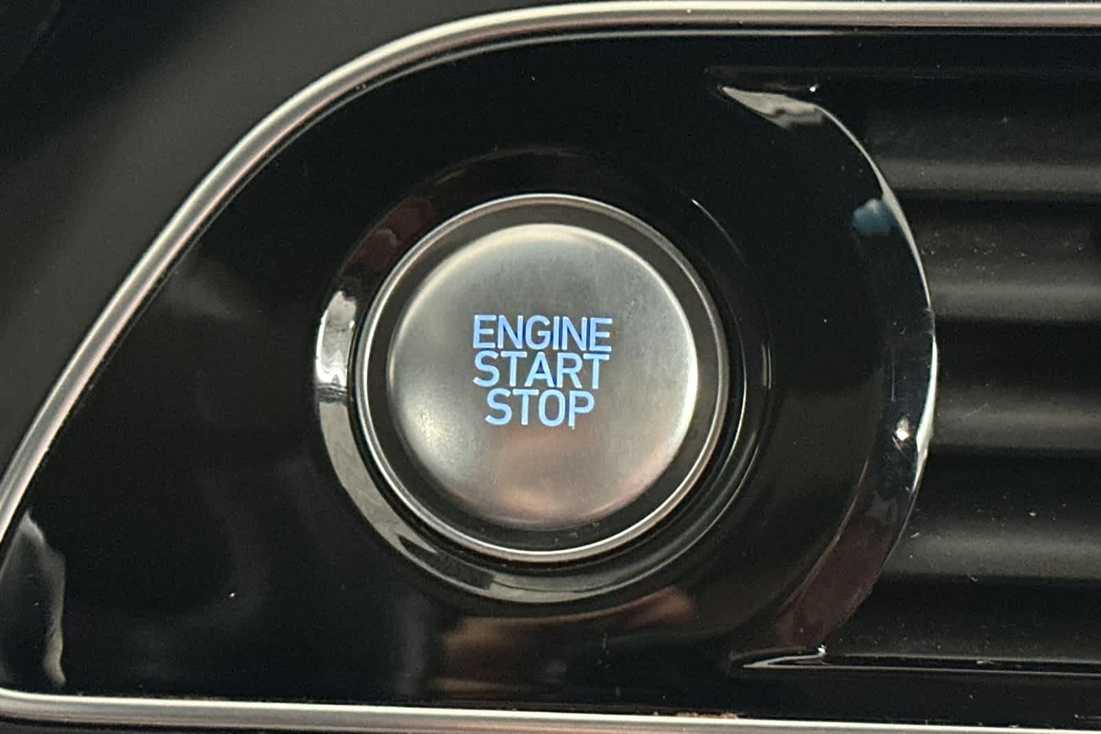 Thumbnail: 2023 Genesis G70 - 22