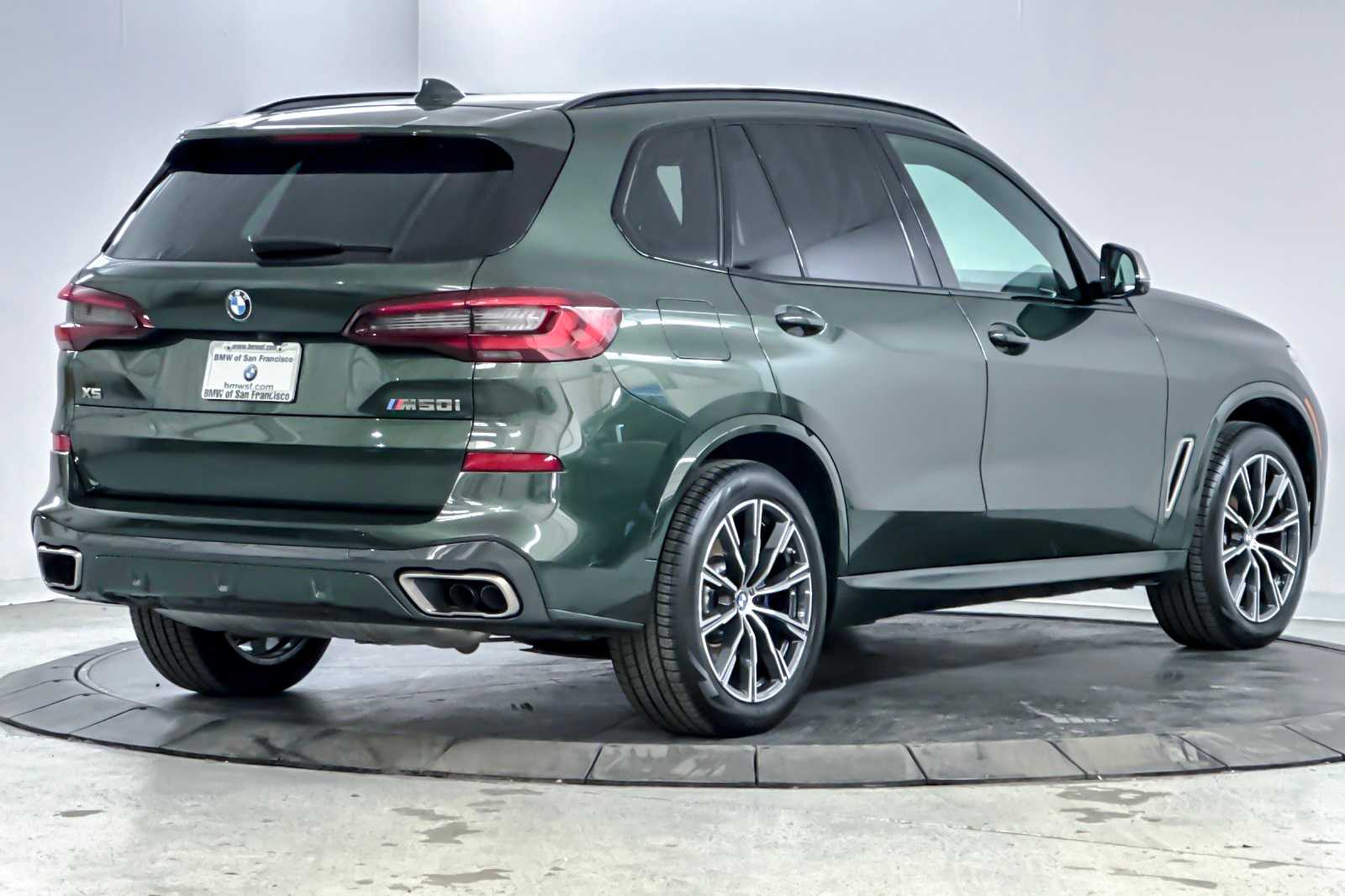 Thumbnail: 2022 BMW X5 - 2