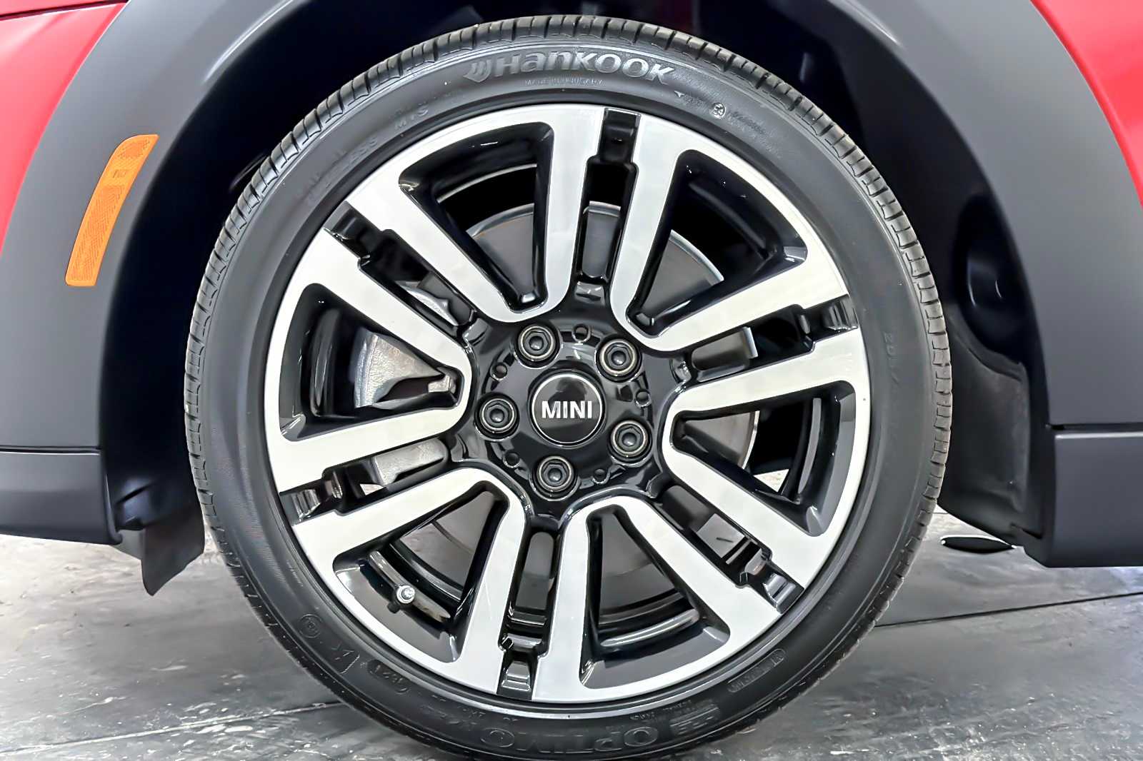 Thumbnail: 2024 MINI Cooper Hardtop - 27