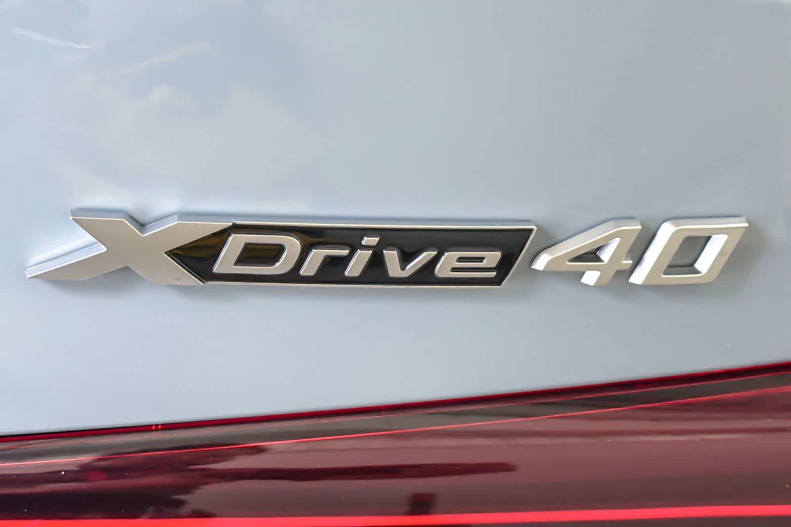 Thumbnail: 2026 BMW i4 - 25