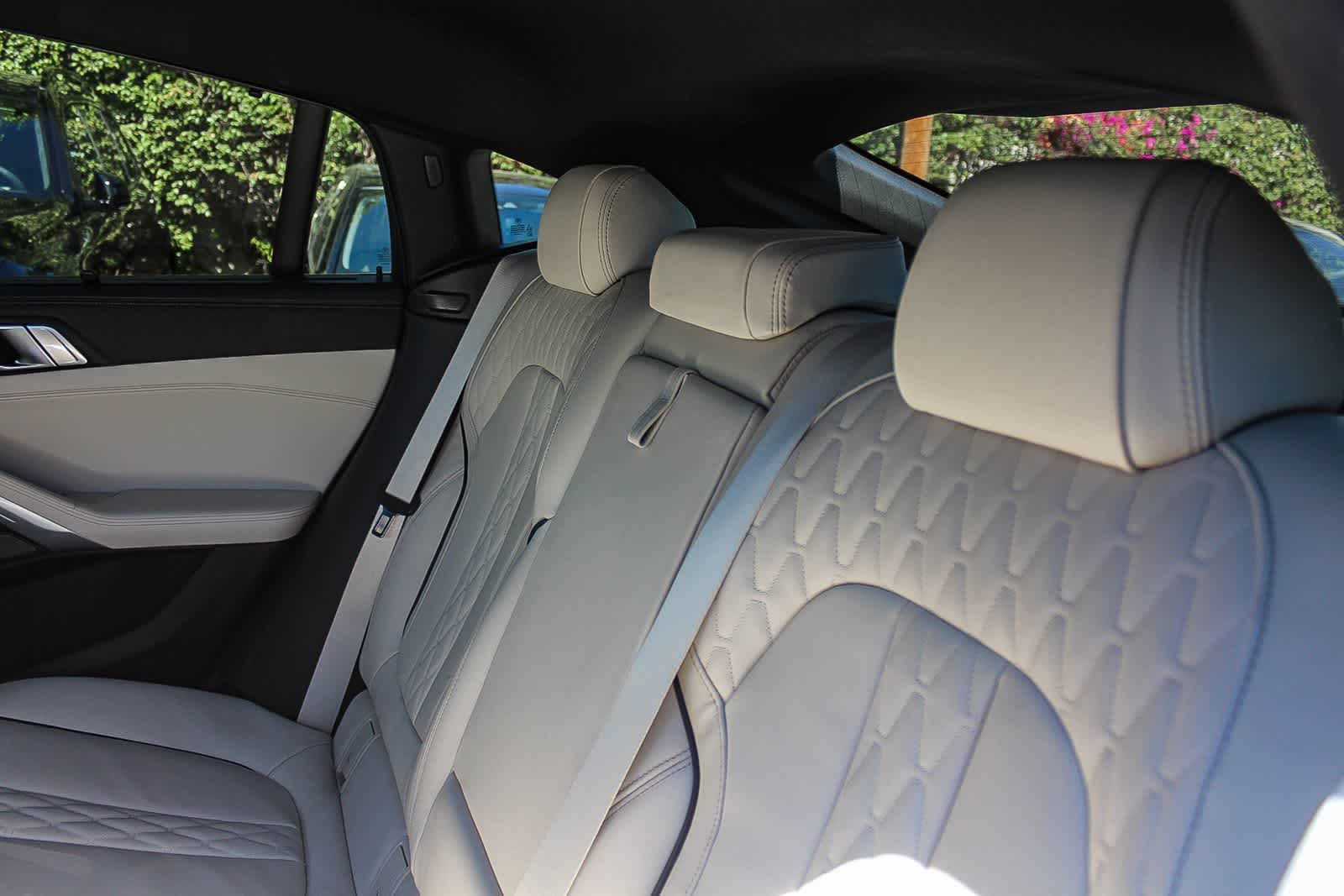 Thumbnail: 2026 BMW X6 - 18