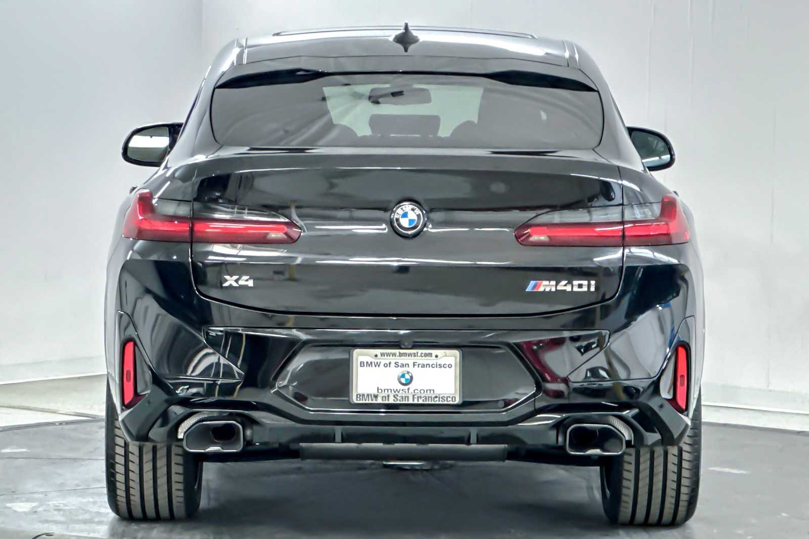 Thumbnail: 2025 BMW X4 - 7