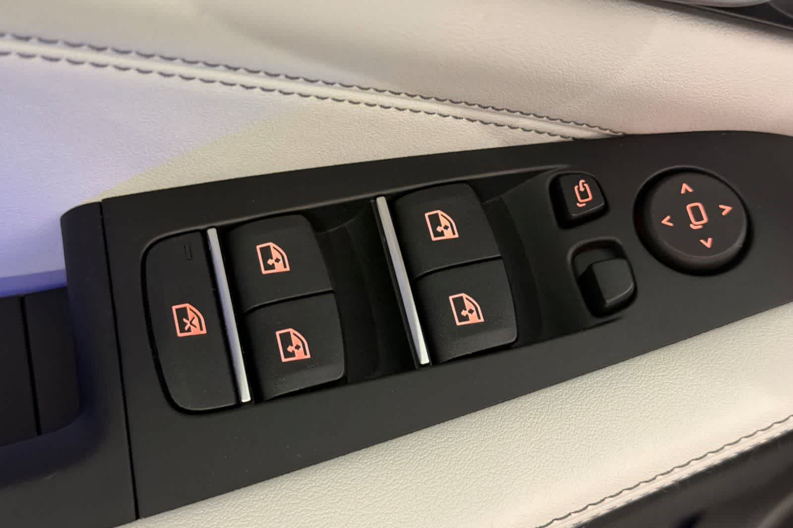 Thumbnail: 2024 BMW X5 - 13