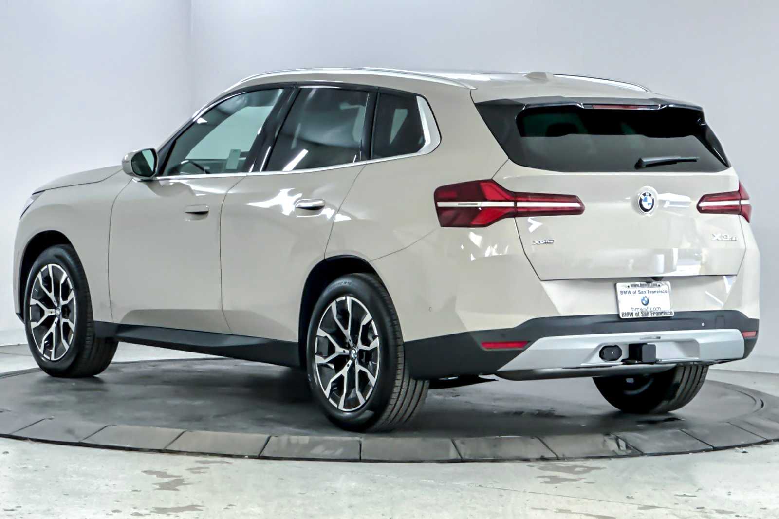 Thumbnail: 2026 BMW X3 - 6