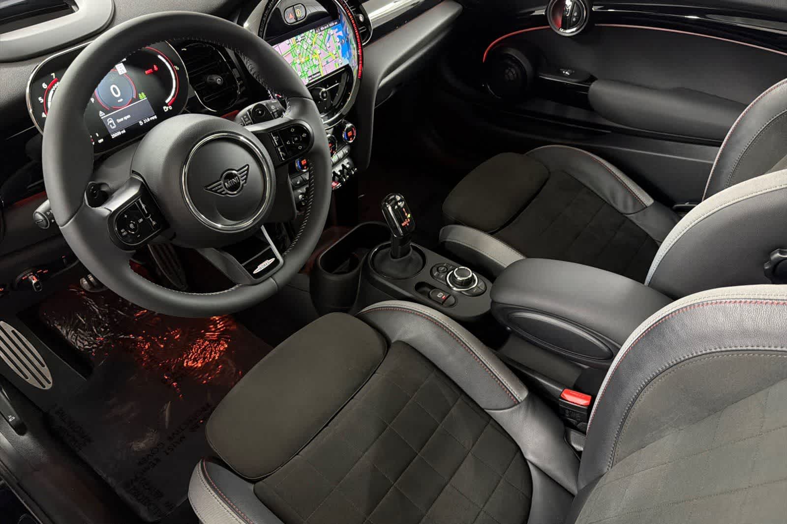 Thumbnail: 2023 MINI Cooper Hardtop - 11