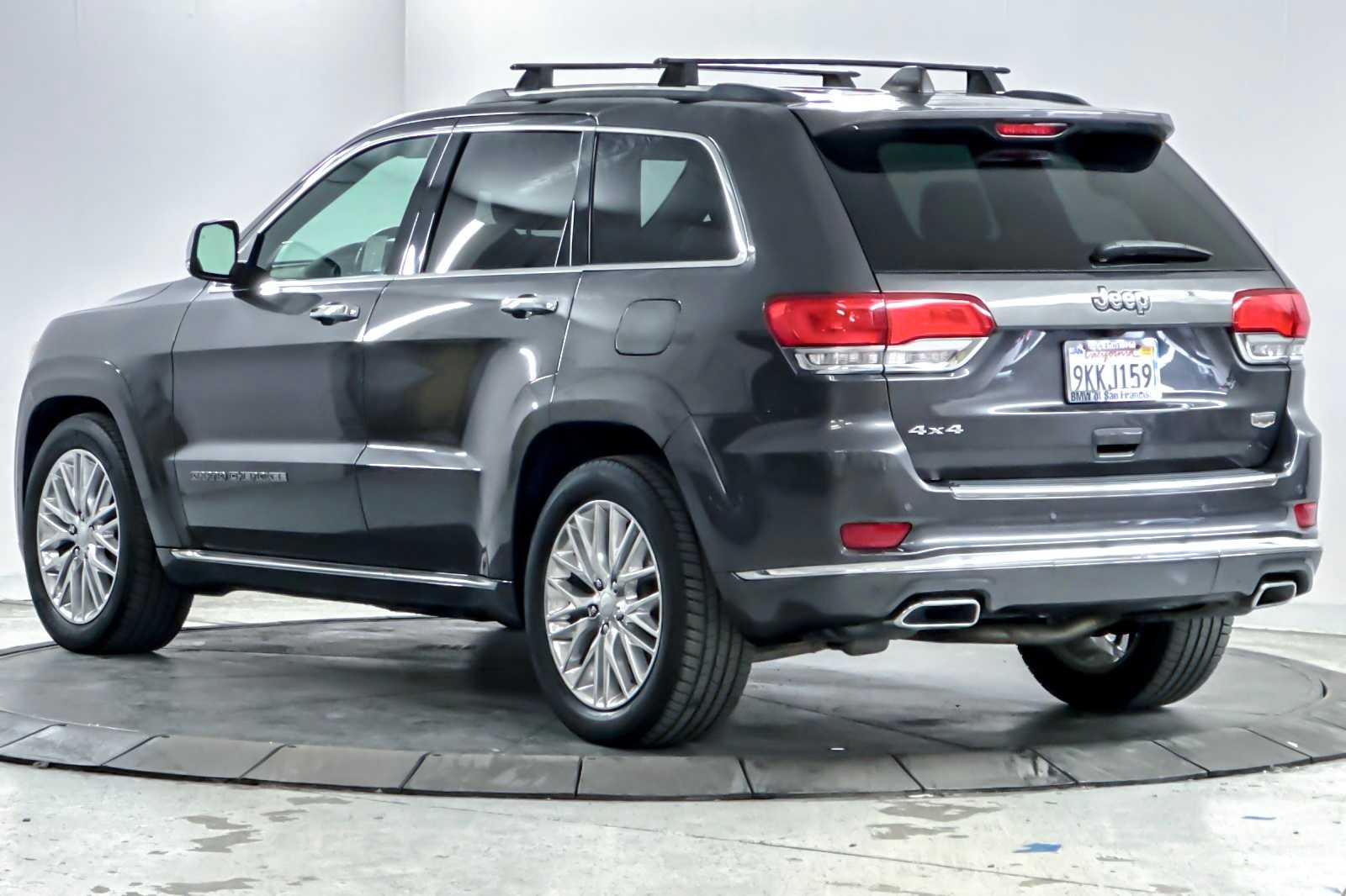 Thumbnail: 2018 Jeep Grand Cherokee - 6