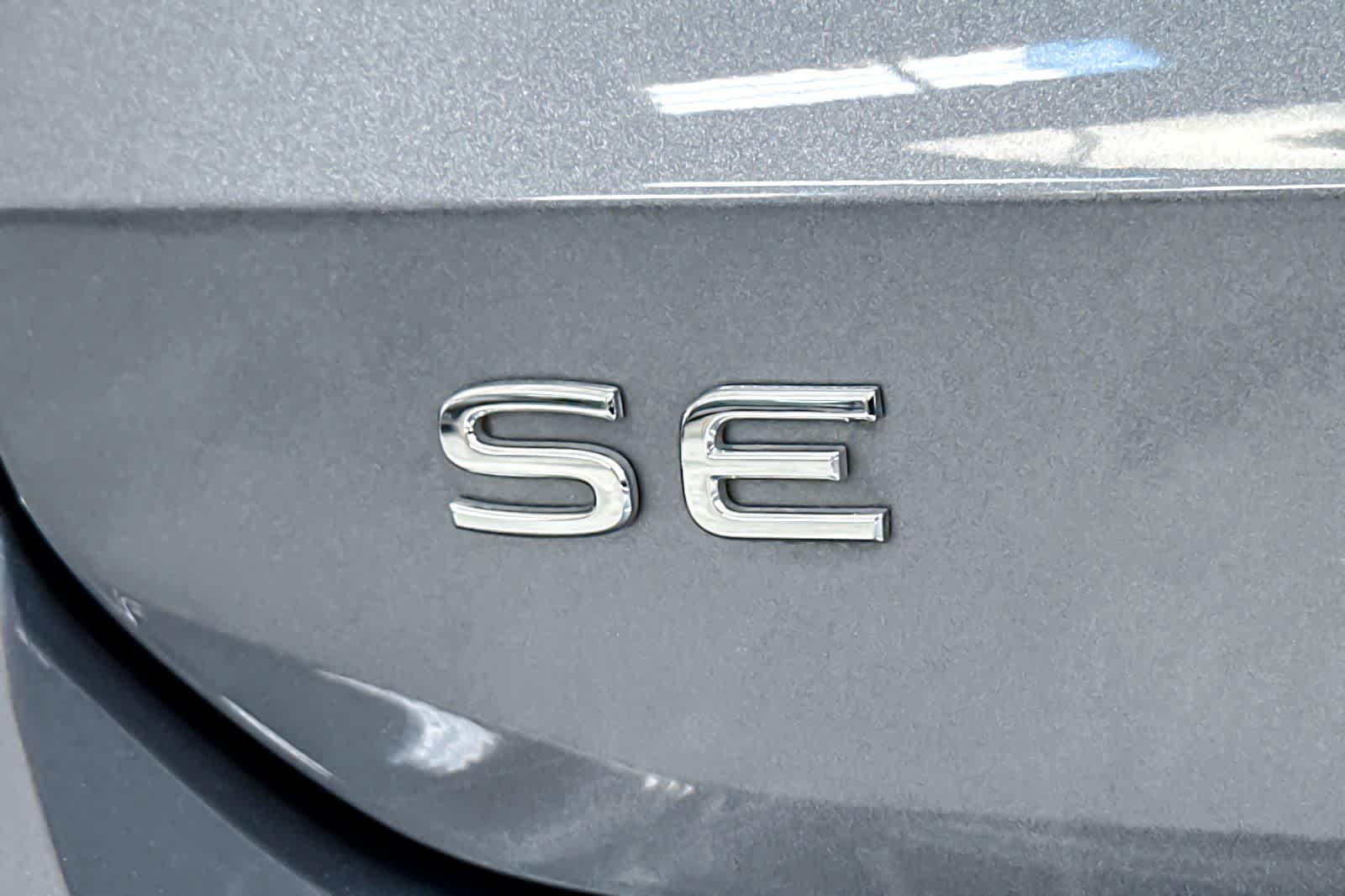 Thumbnail: 2022 Volkswagen Taos - 27