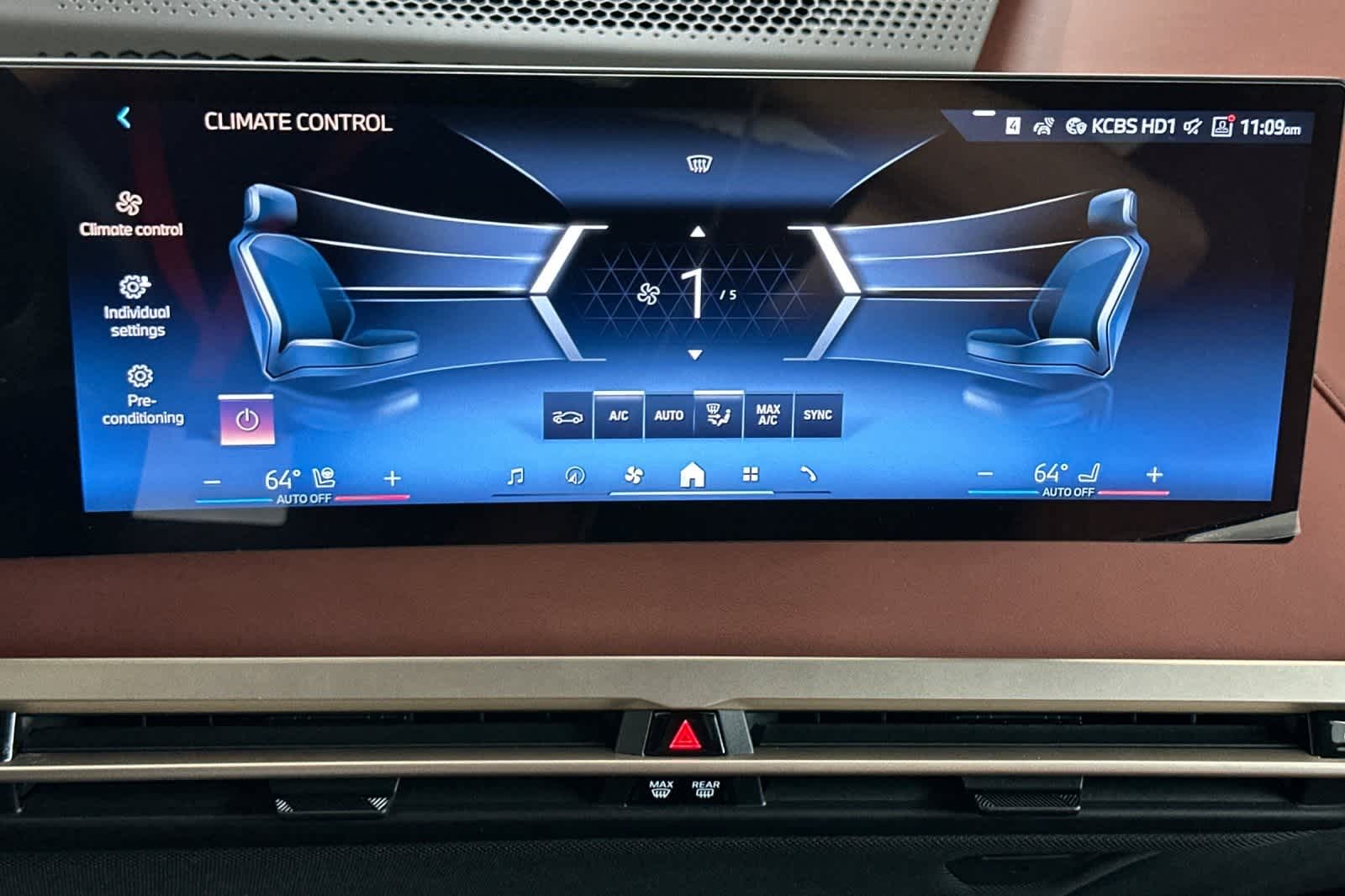 Thumbnail: 2026 BMW iX - 21