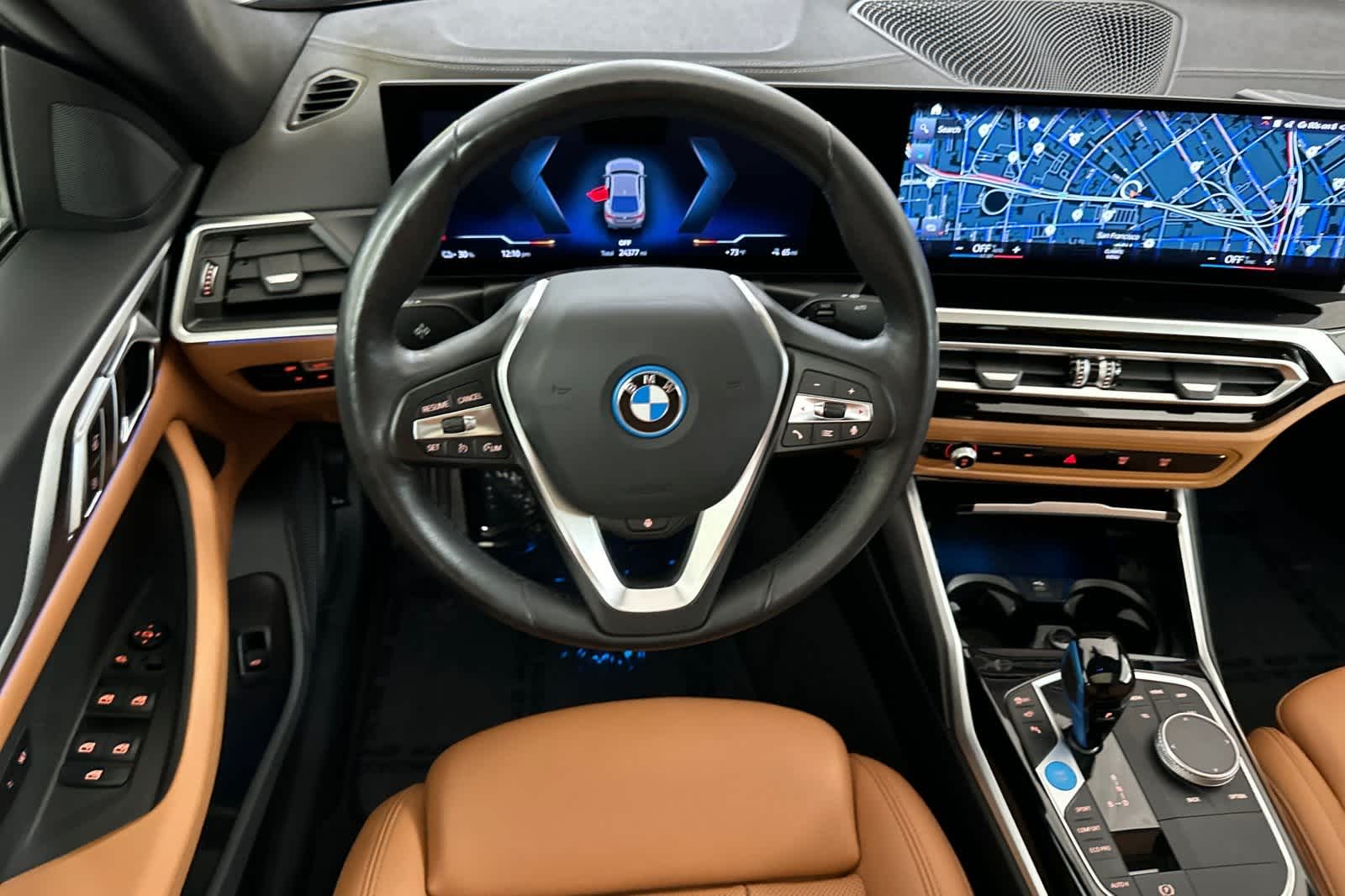 Thumbnail: 2022 BMW i4 - 14