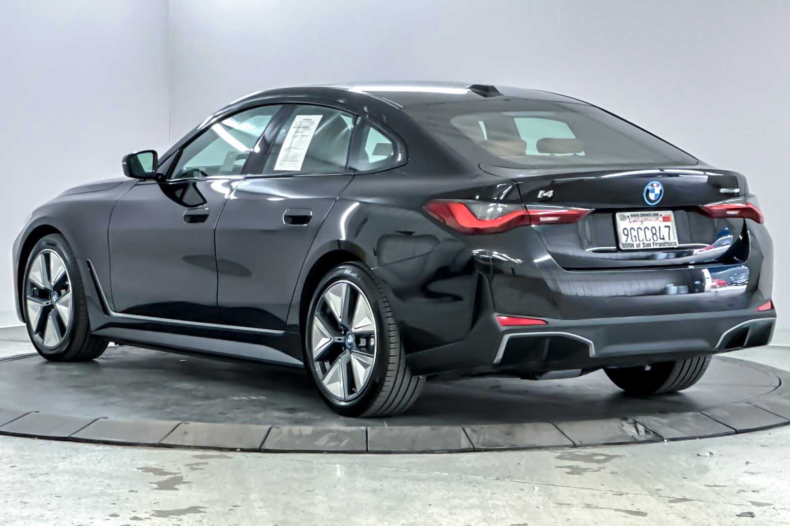Thumbnail: 2023 BMW i4 - 6