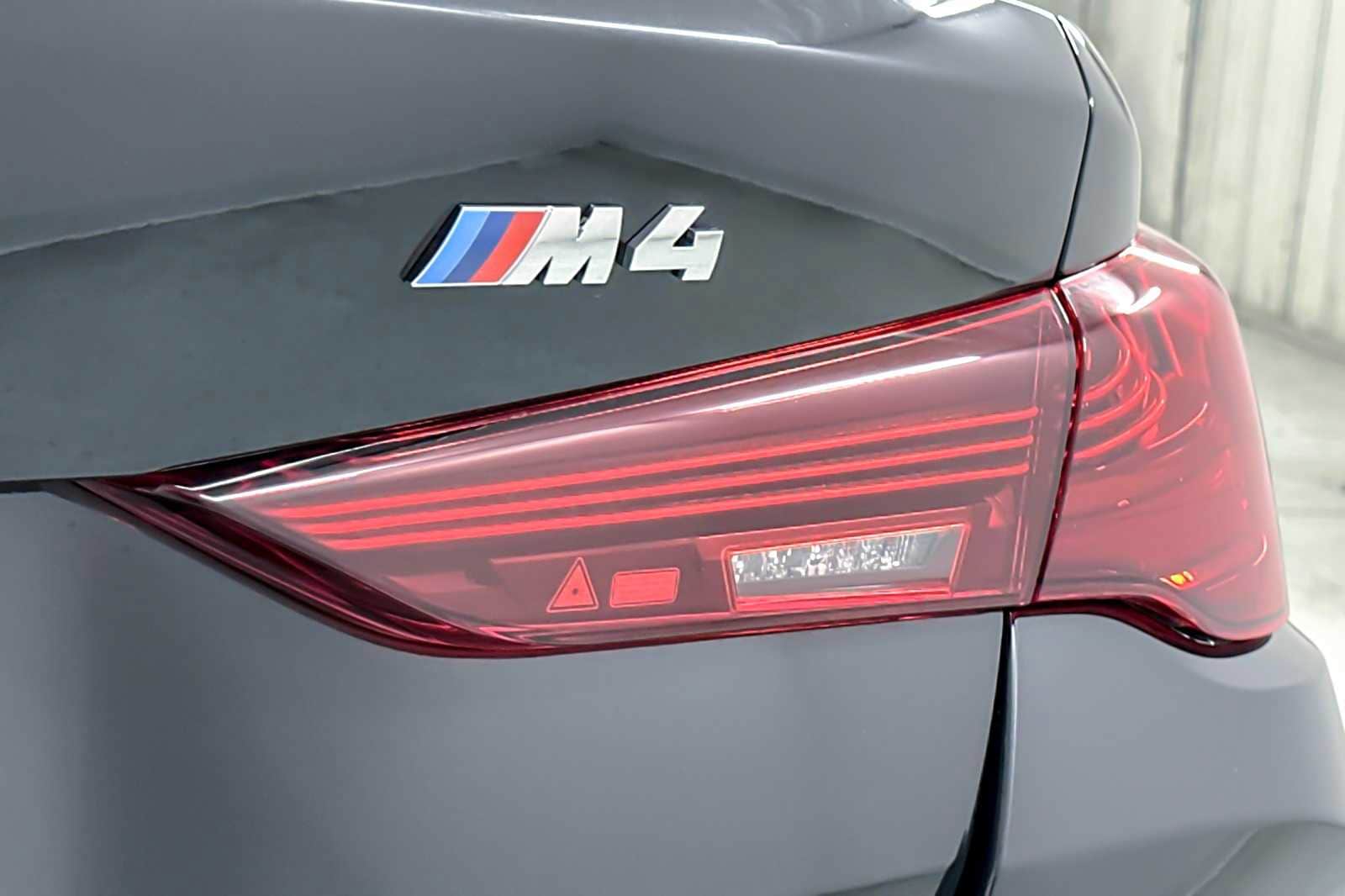 Thumbnail: 2026 BMW M4 - 25