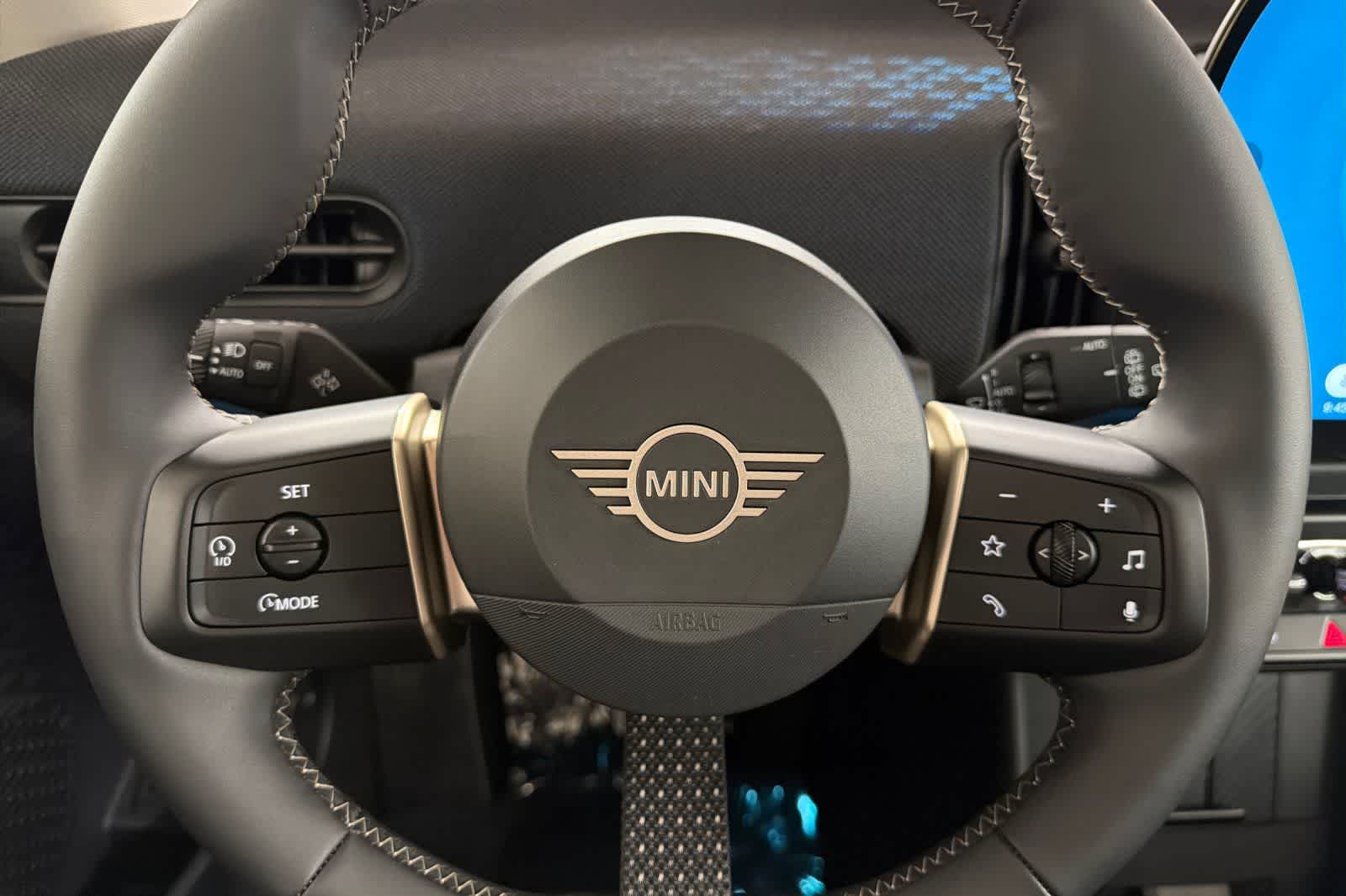 Thumbnail: 2025 MINI Cooper Hardtop - 23