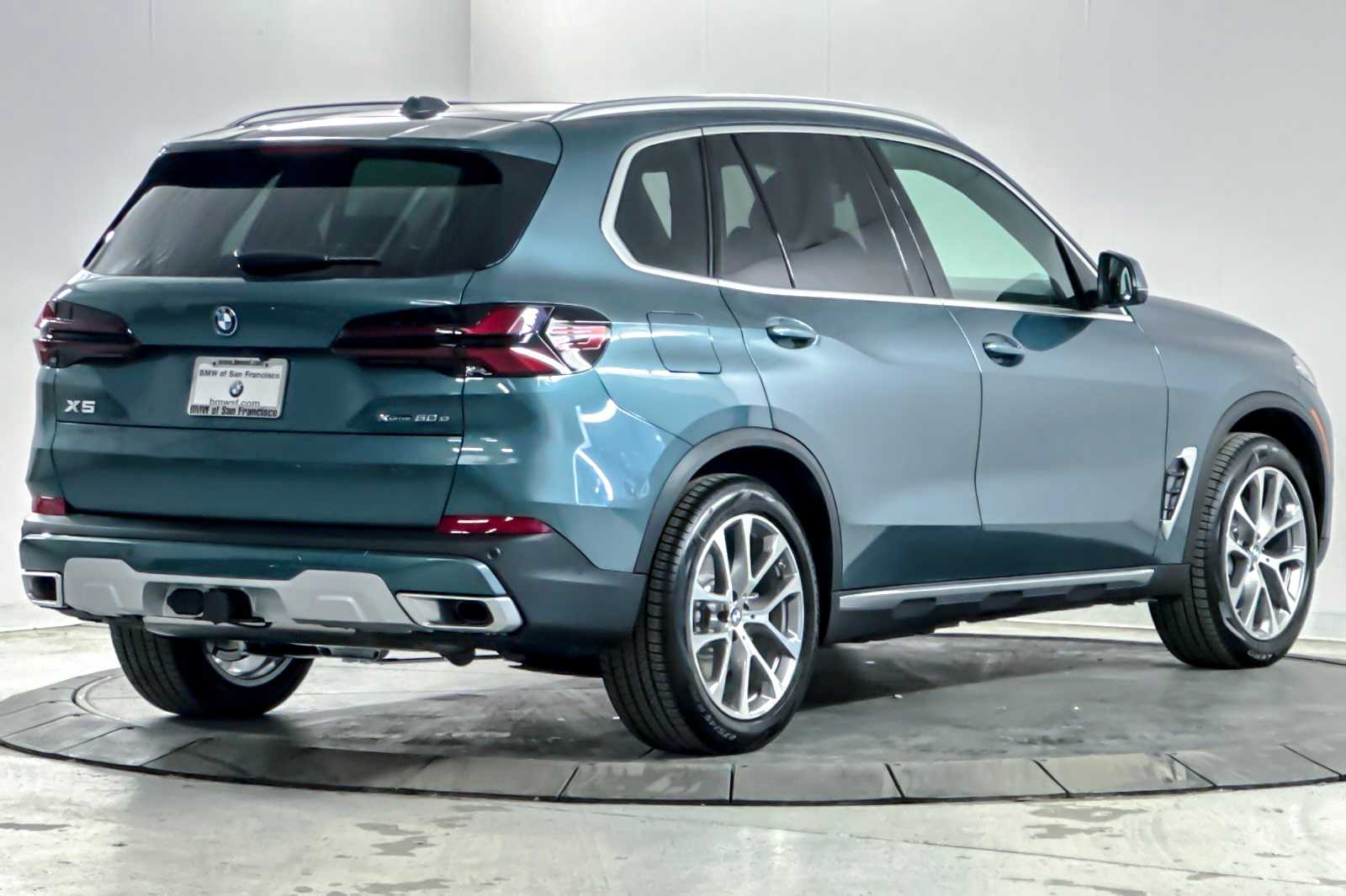 Thumbnail: 2026 BMW X5 - 2