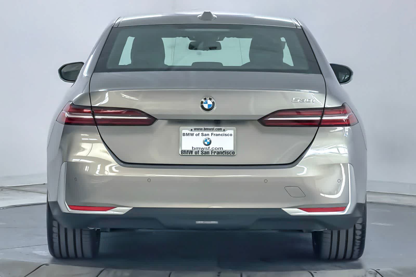 Thumbnail: 2026 BMW 5 Series - 7