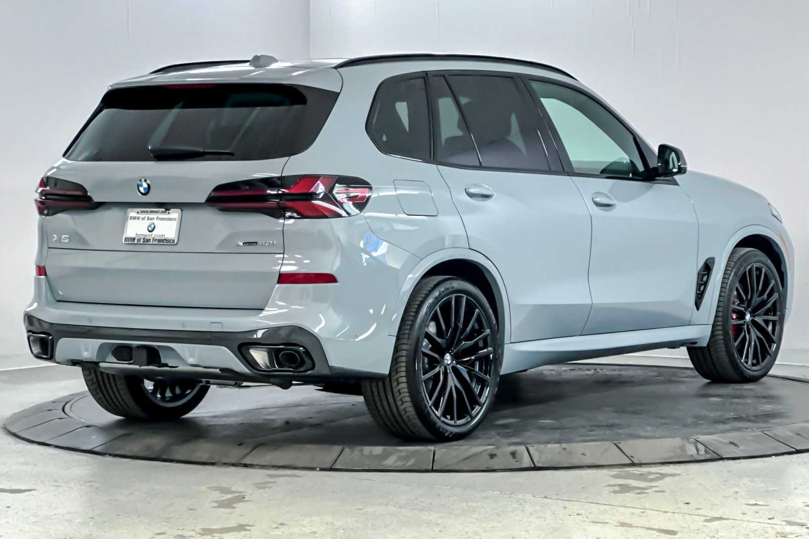 Thumbnail: 2026 BMW X5 - 2