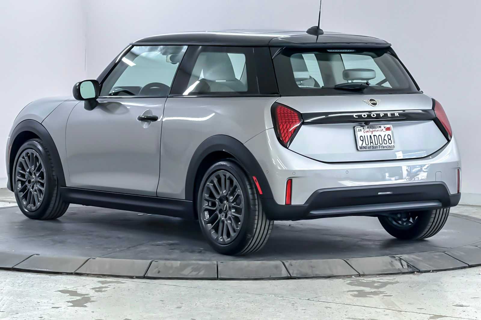 Thumbnail: 2025 MINI Cooper Hardtop - 6