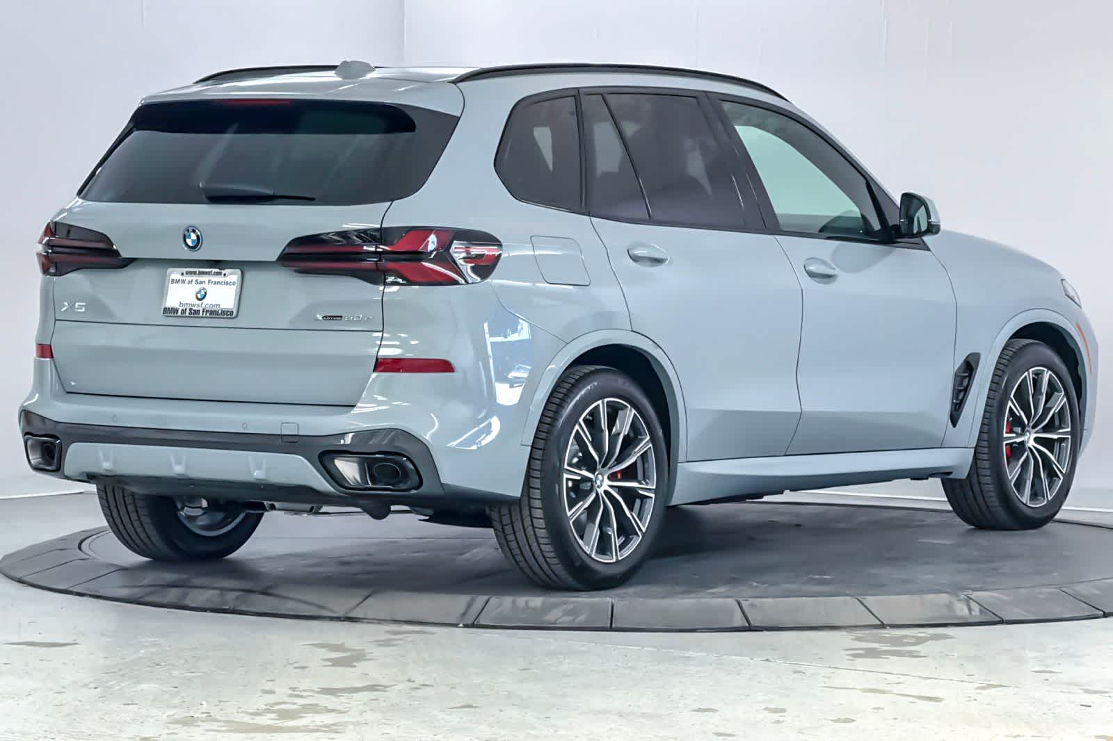 Thumbnail: 2026 BMW X5 - 2