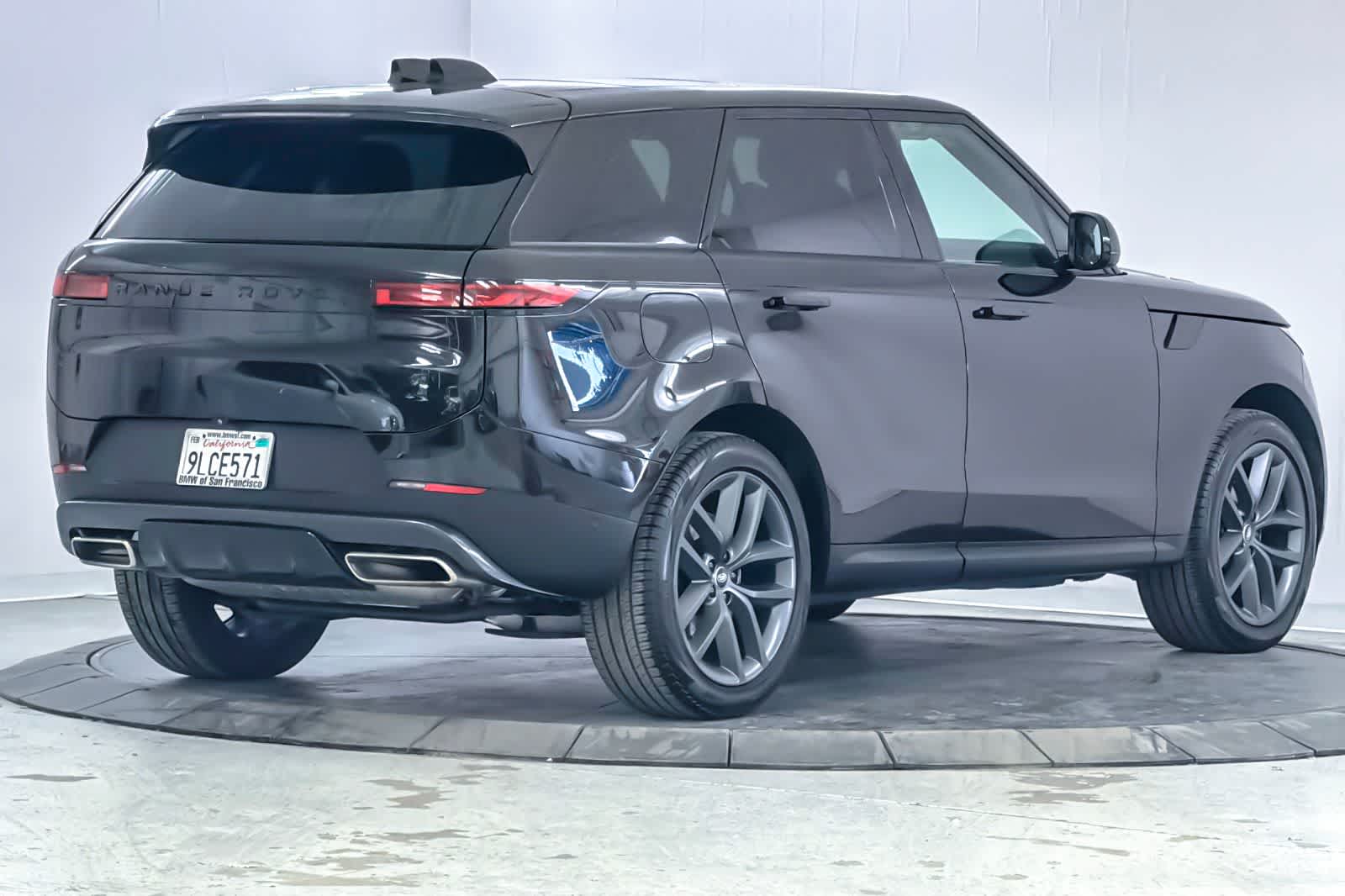 Thumbnail: 2024 Land Rover Range Rover Sport - 2