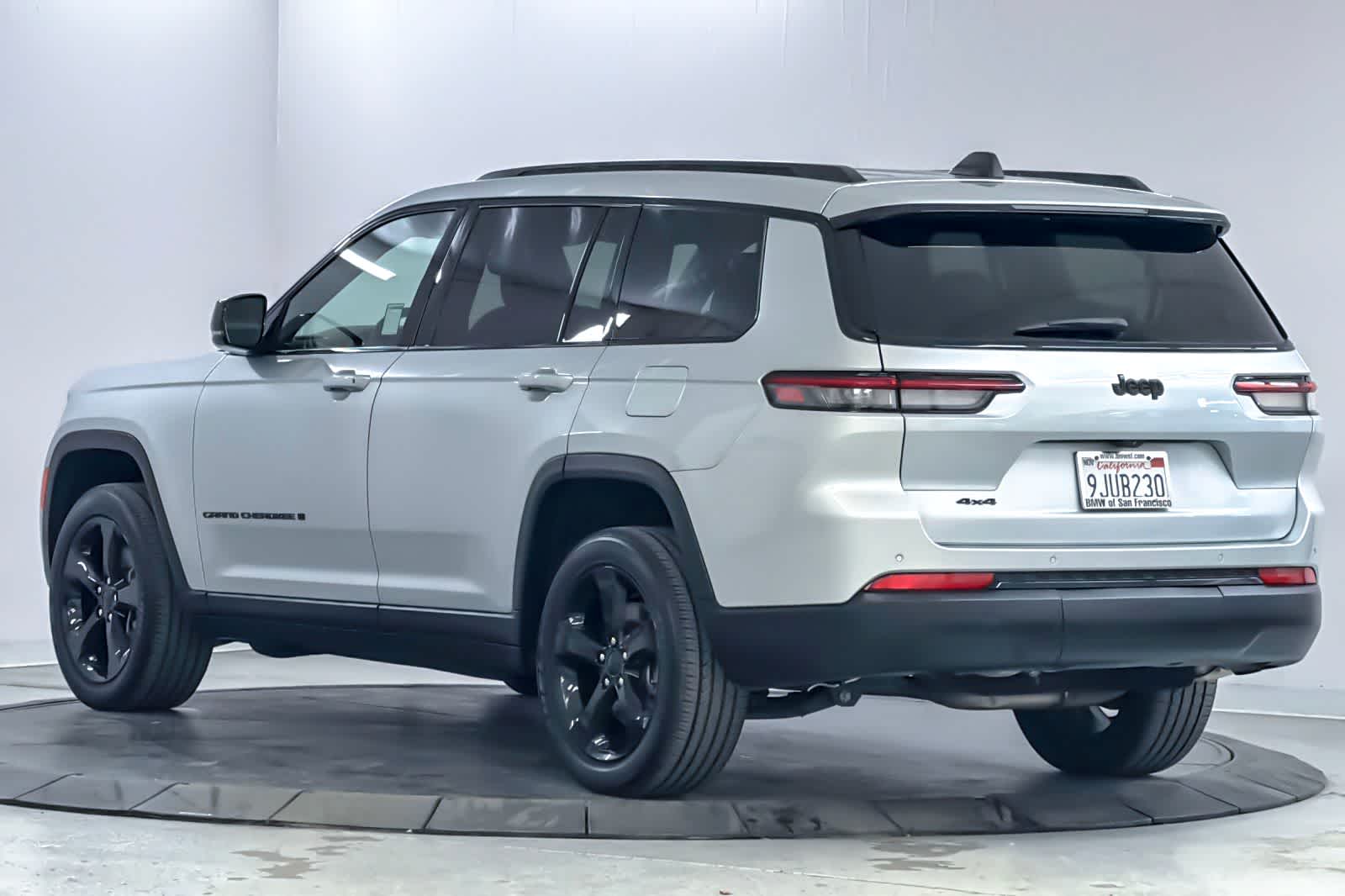 Thumbnail: 2023 Jeep Grand Cherokee L - 6