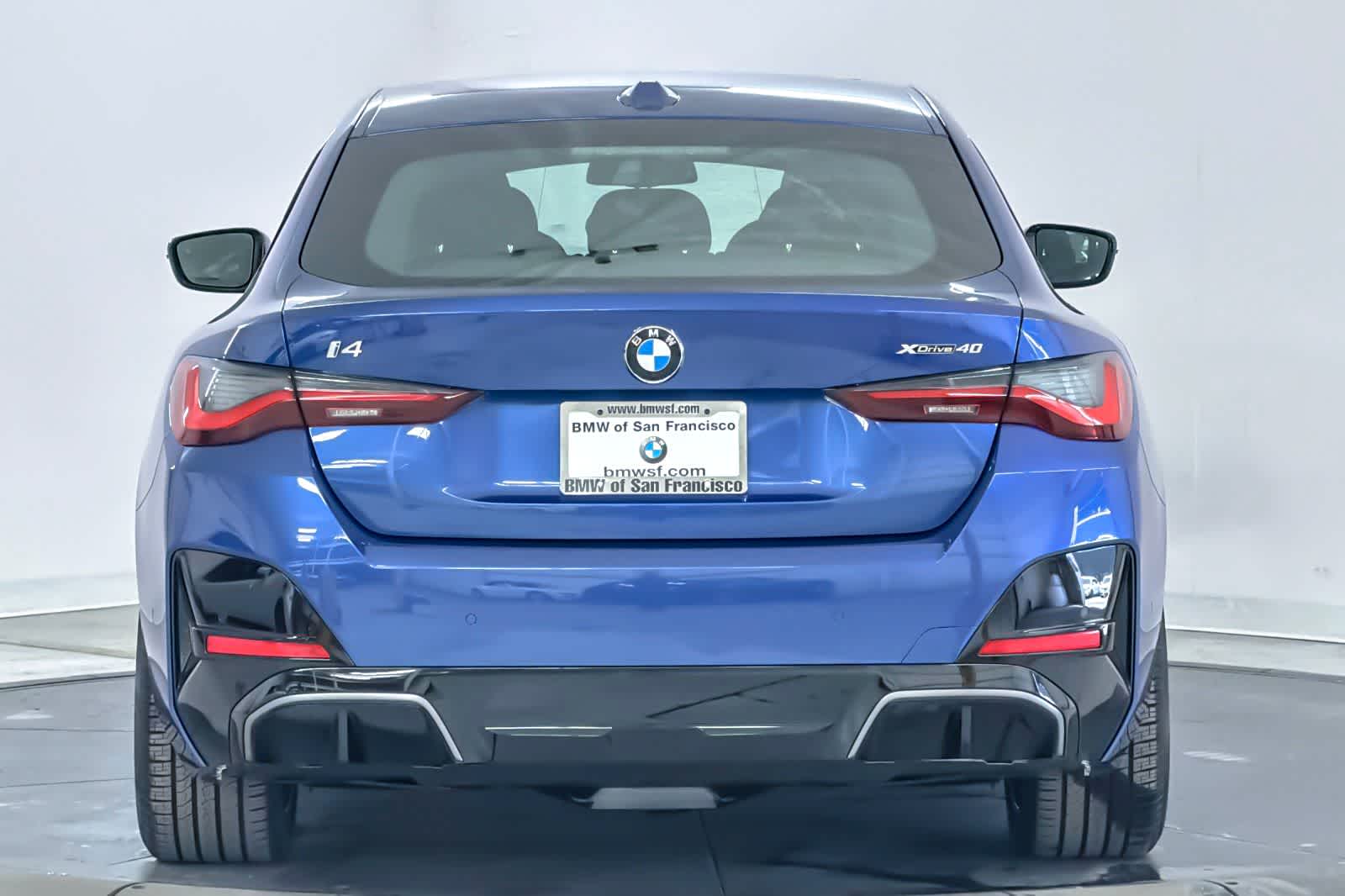 Thumbnail: 2026 BMW i4 - 7