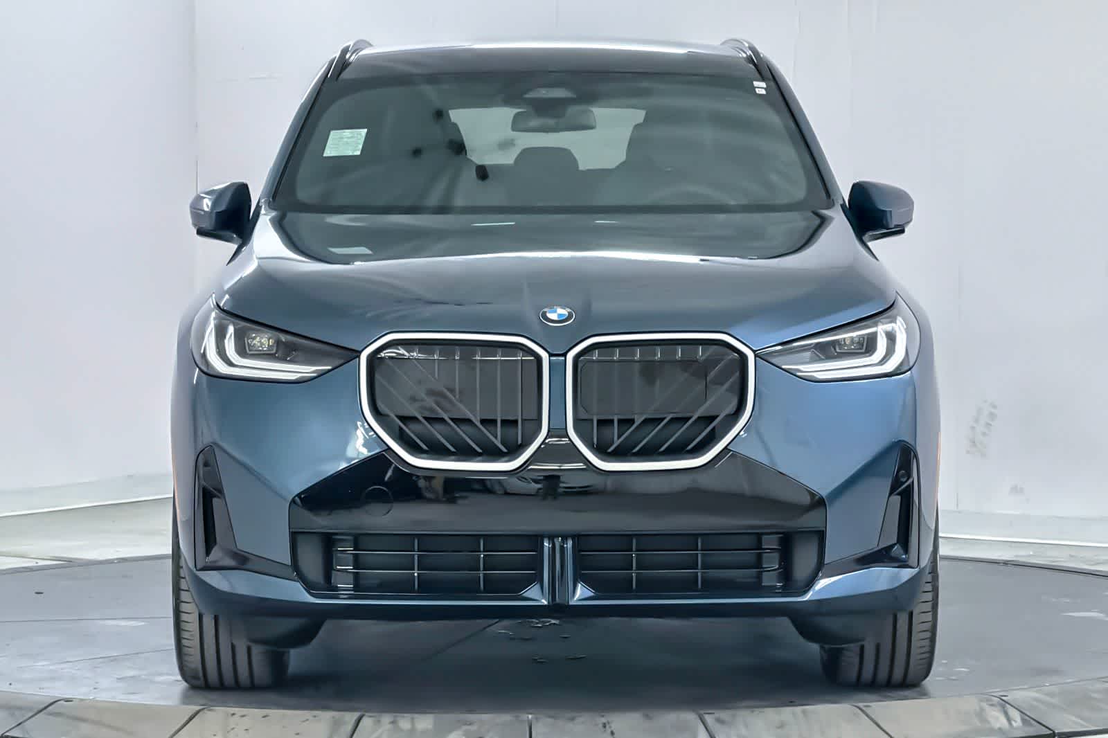 Thumbnail: 2026 BMW X3 - 10