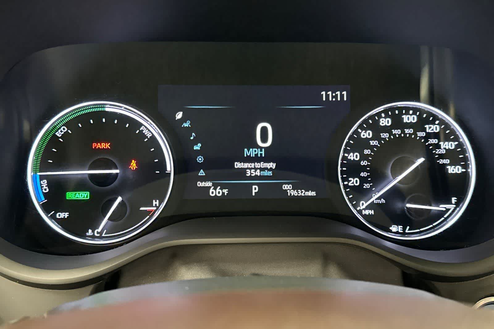 Thumbnail: 2024 Toyota Sienna - 24