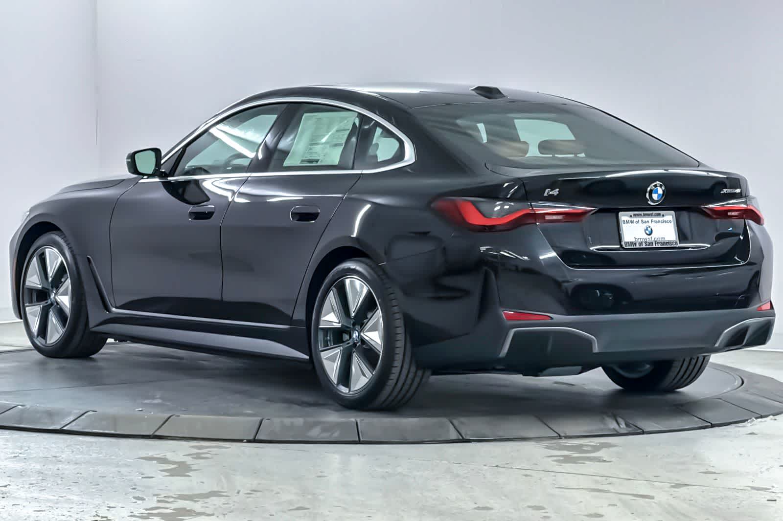 Thumbnail: 2026 BMW i4 - 6