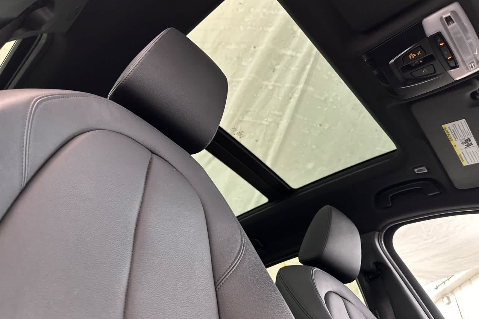 2022 BMW X1 xDrive28i 17
