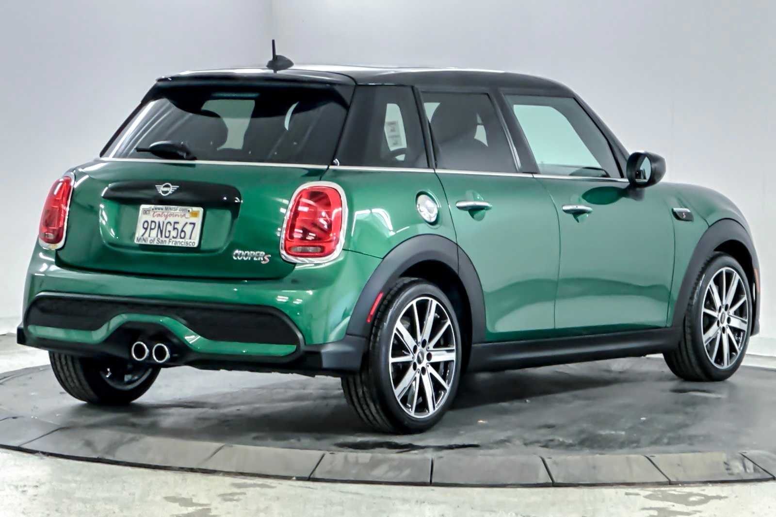 Thumbnail: 2023 MINI Cooper Hardtop - 2