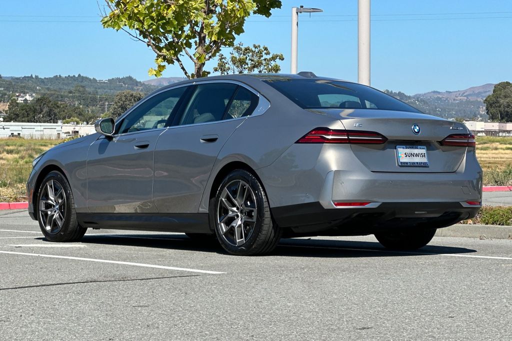 2024 BMW i5 40 - Photo 6