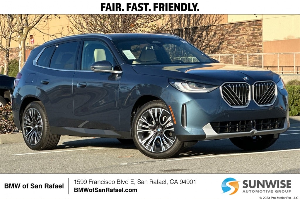 2026 BMW X3 30's photo