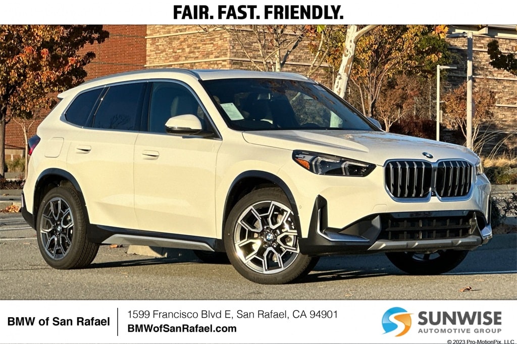 2026 BMW X1 28i's photo