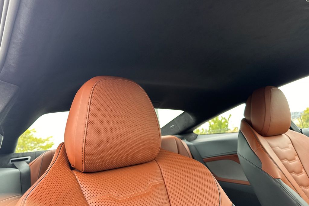 2026 BMW 8 Series 840i - Photo 14