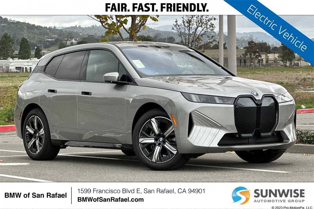 2026 BMW iX 45's photo