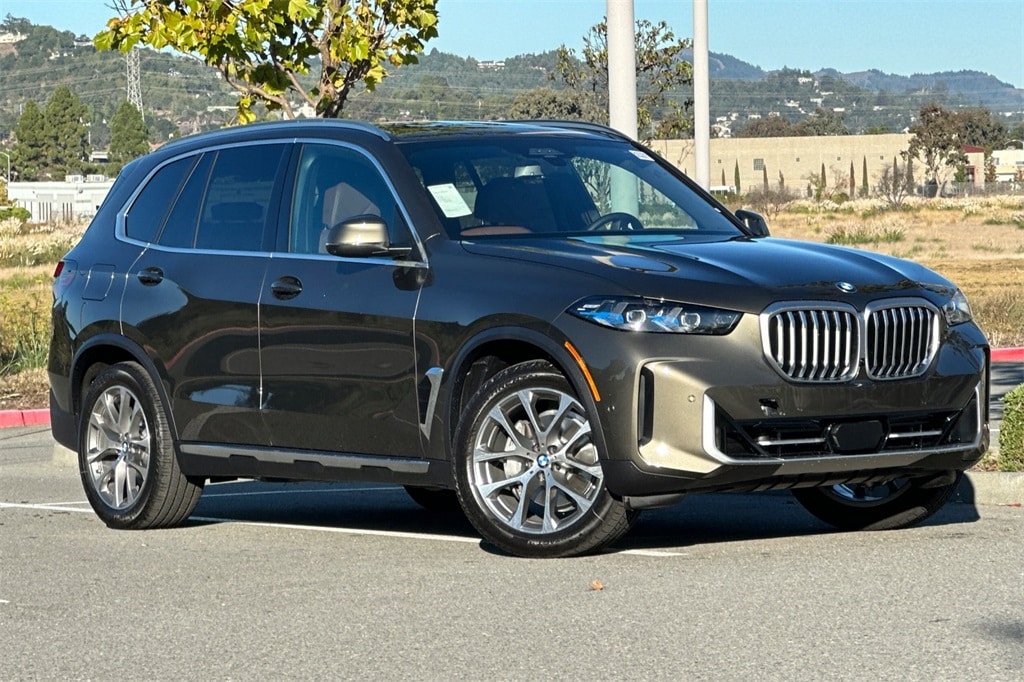 New 2026 BMW X5 xDrive40i SUV
