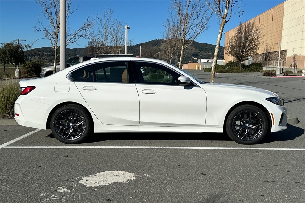 New 2026 BMW 330i Sedan