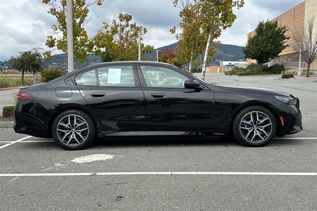 2024 Bmw i5 eDrive40 photo 2
