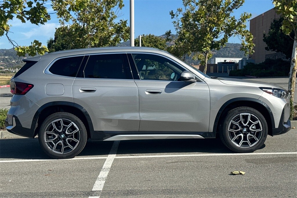 2026 Bmw X1 XDrive28i photo 3
