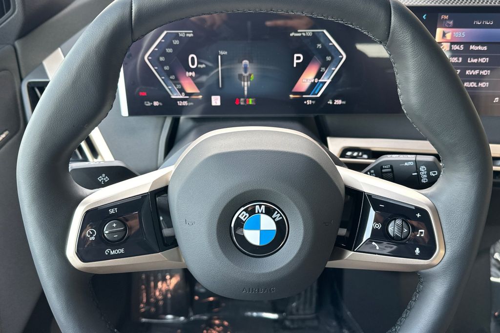 2026 BMW iX 45 - Photo 22
