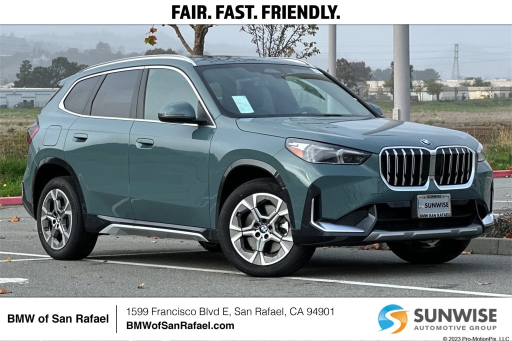 2026 BMW X1 28i's photo