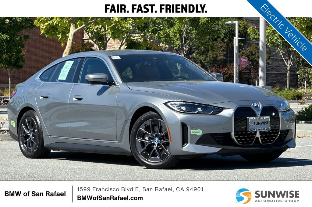 2023 BMW i4 eDrive35's photo