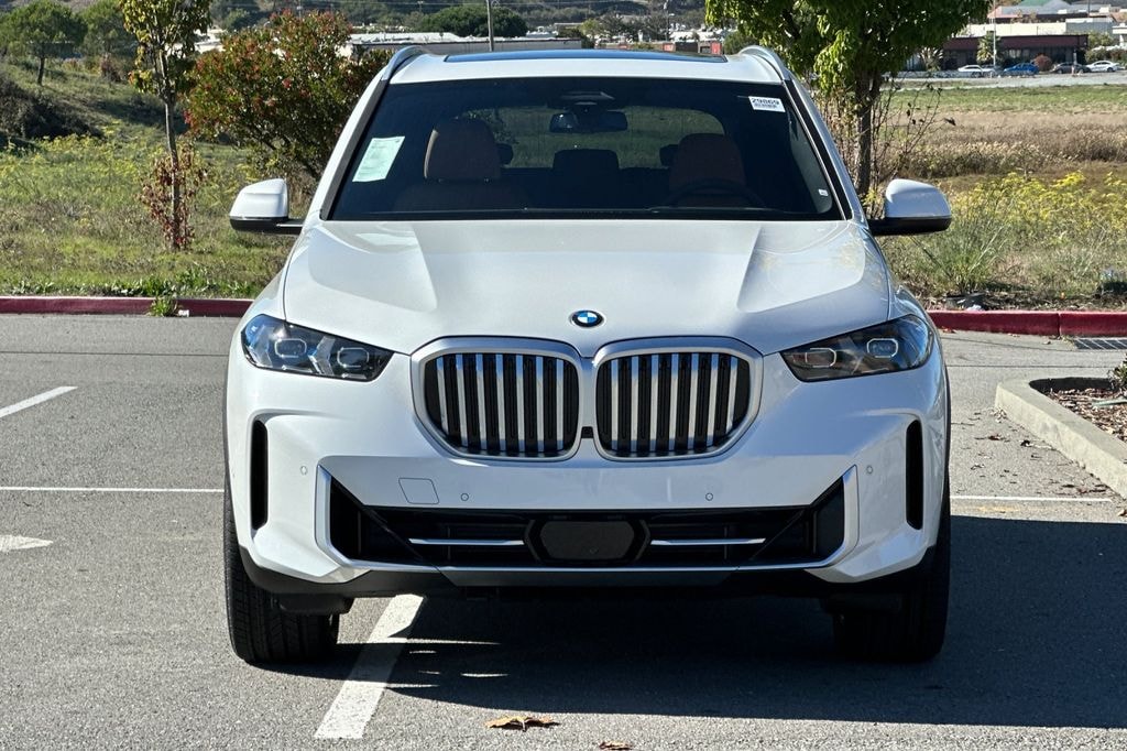 New 2026 BMW X5 xDrive40i SUV