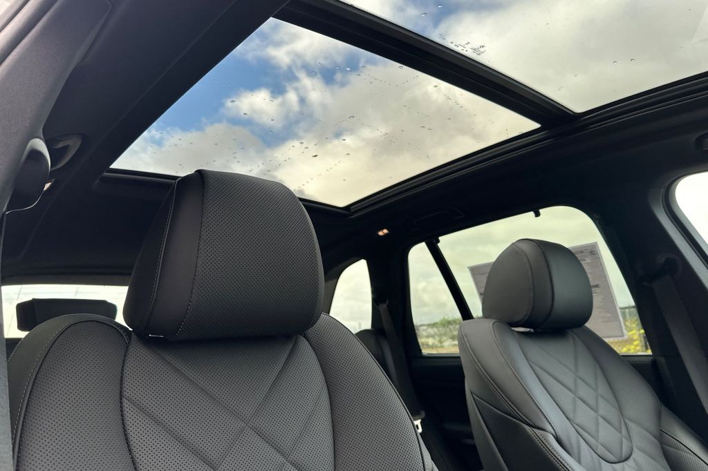 2026 BMW X5 40i - Photo 15