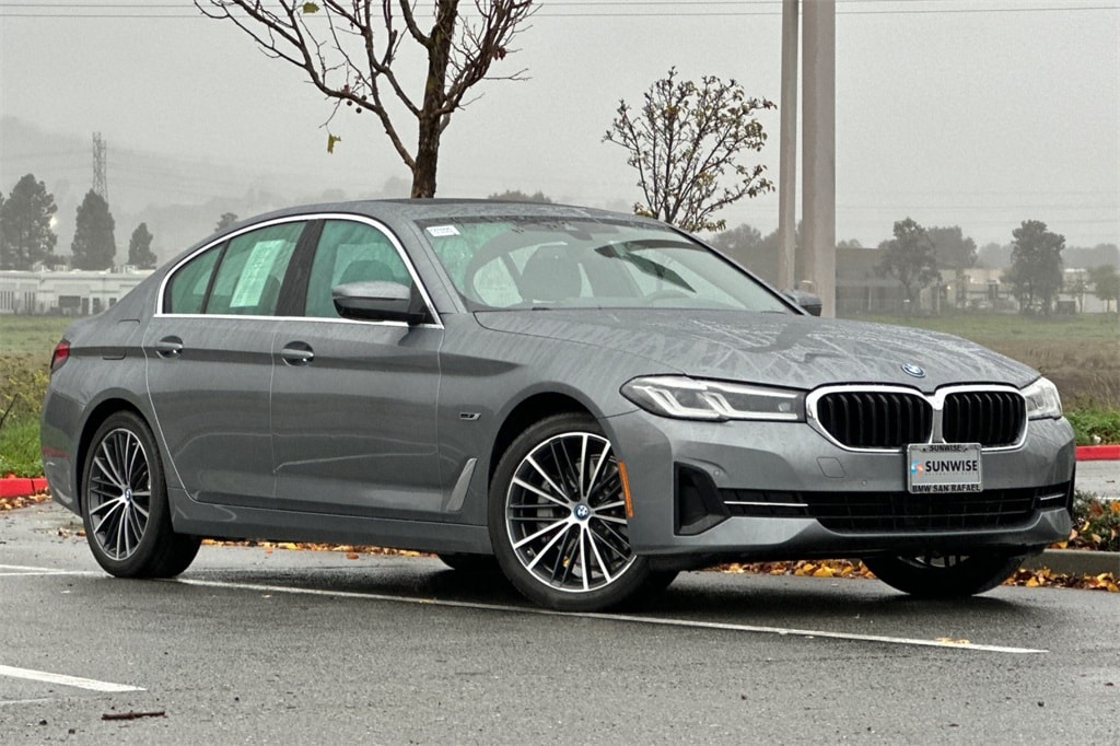 Certified 2023 BMW 530e Sedan