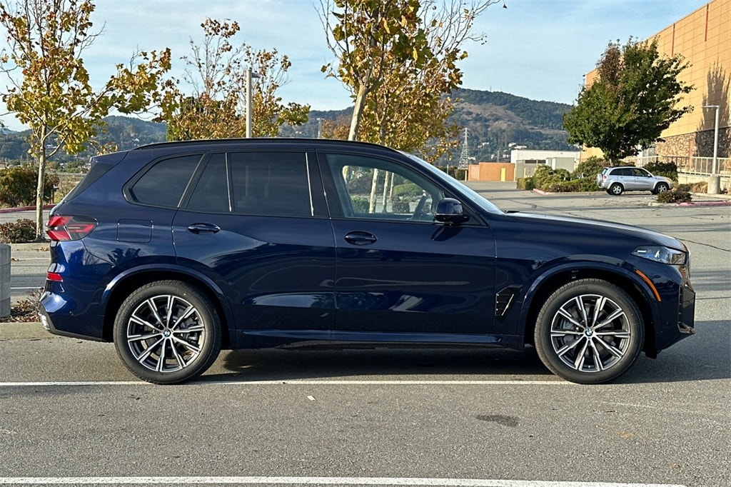 New 2026 BMW X5 PHEV xDrive50e SUV