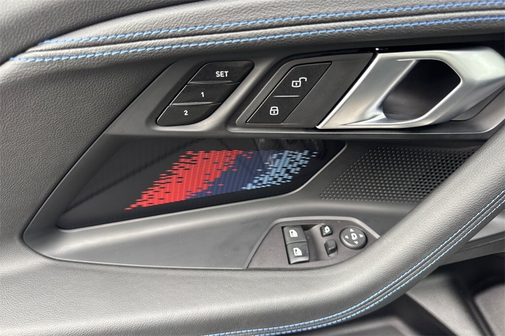 2025 Bmw M2 photo 2